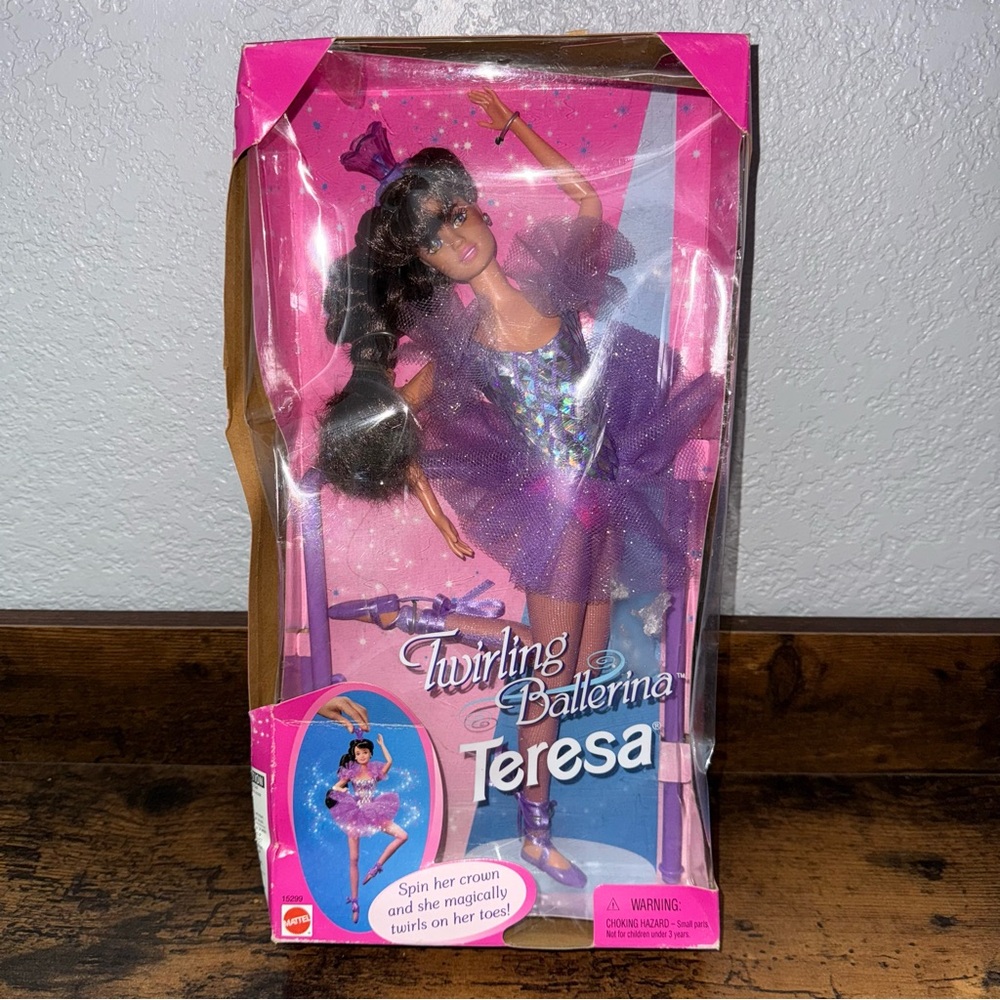 Twirling ballerina Teresa